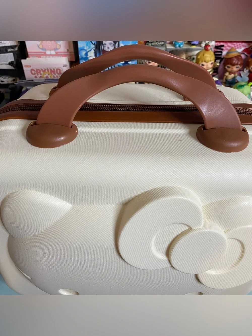 Cream Hello Kitty Carry Case with Brown Handle